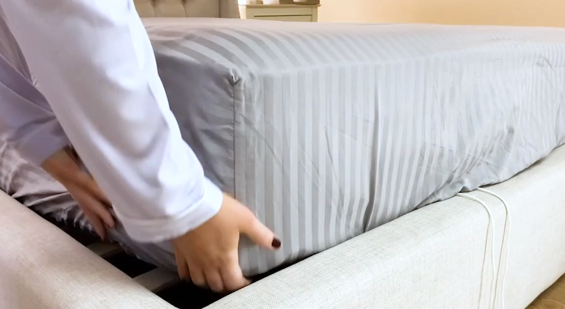 How To Make Sheets Stay On Bed?